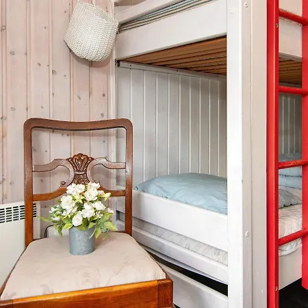Holiday home 4 Person In R M *