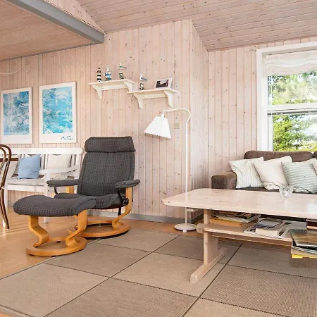 4 Person In R M Holiday home *
